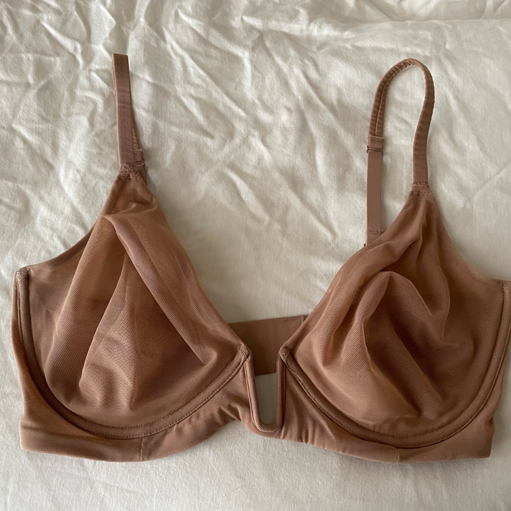 Skims bra